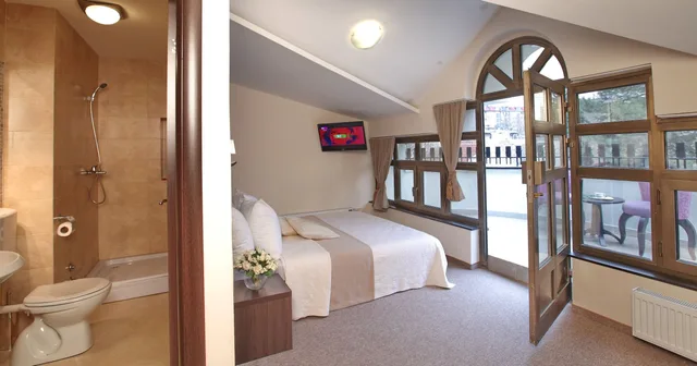 غرفة بسرير مزدوج بشرفة، Garni Hotel Vozarev 3/3