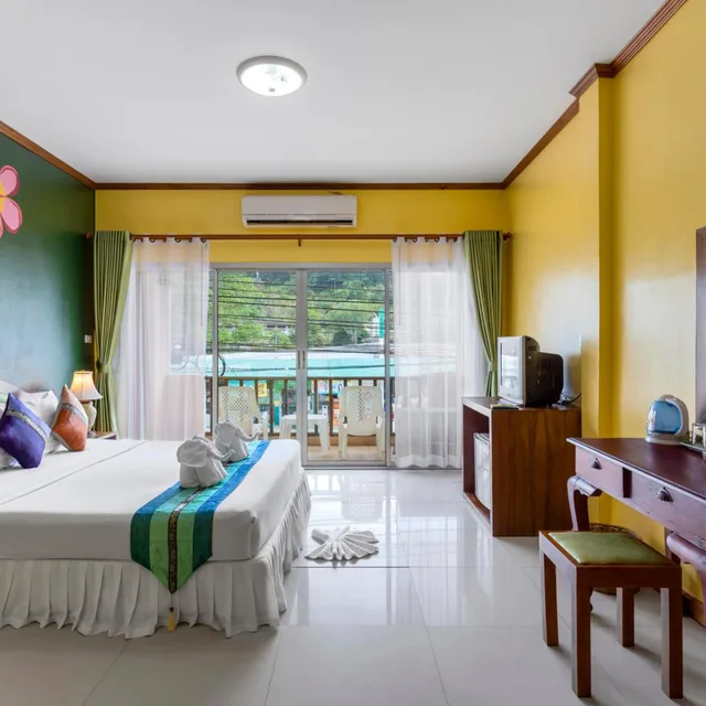 Standard, Double Bed, Street View، COCONUT BEACH RESORT 10/10