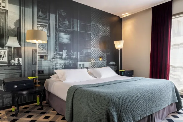 جناح جونيور، HOTEL L'ANTOINE 3/6