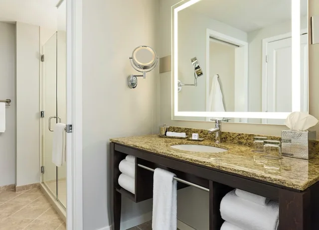 Classic, Accessible, Archer Hotel Falls Church 2/3