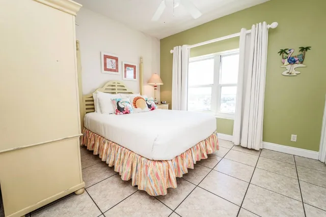 شقة سكنية بسريرين كينج وسرير كوين بإطلالة على البحر بـ3 غرف نوم مع أريكة، Calypso Beach Resort By Panhandle Getaways 6/10