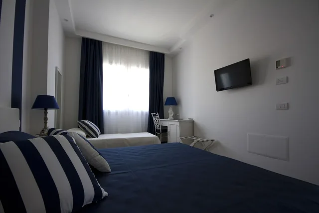 غرفة قياسية بسرير مزدوج أو سريرين منفصلين بإطلالة على الحديقة، Hotel Nautilus 3/7