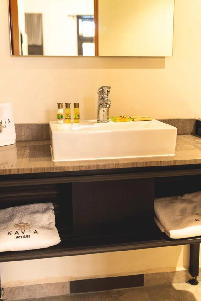 غرفة بسرير كوين، Hotel La Nacional by Kavia 4/4