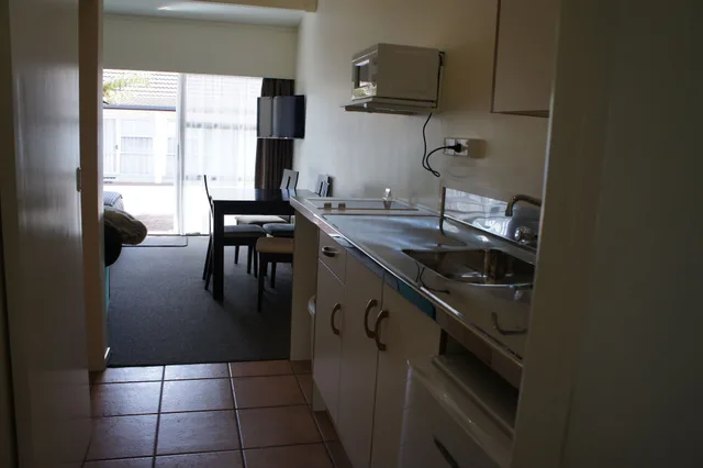 غرفة بريميوم بسرير مزدوج وسرير فردي بغرفة نوم واحدة، Kerikeri Court Motel 9/10