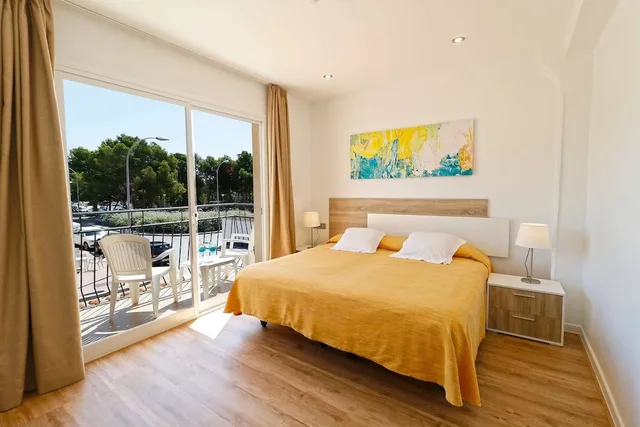 غرفة بريميوم بسرير مزدوج أو سريرين منفصلين بغرفة نوم واحدة، Gabarda Hotel 8/10