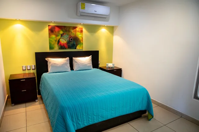 جناح جونيور بسريرين كوين بإطلالة على البحر، Ramada by Wyndham Acapulco Hotel and Suites 2/2