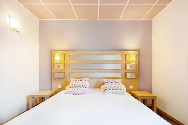 غرفة قياسية بسرير كينج، Hotel Campanile Metz Nord - Talange 3/10