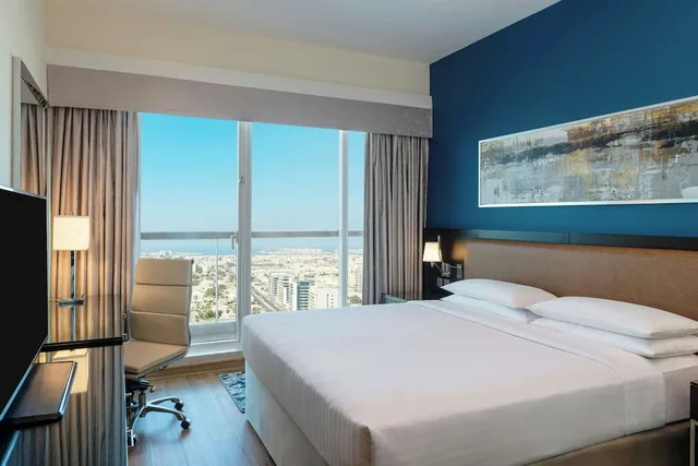 جناح بشرفة بغرفة نوم واحدة، Four Points by Sheraton Sheikh Zayed Road 3/10