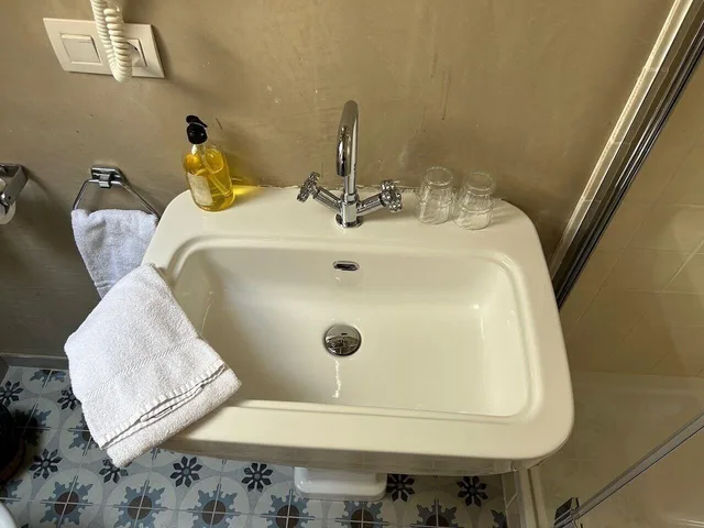 غرفة كومفورت ثلاثية، Hotel Salvators 4/5
