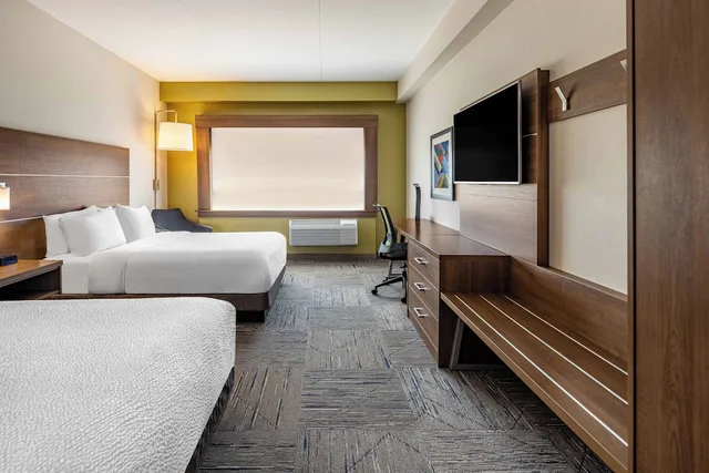 غرفة قياسية بسريرين كوين لذوي الإعاقة، Holiday Inn Express And Suites Halifax - Dartmouth 2/4