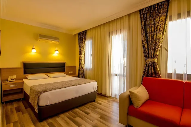 غرفة ثلاثية بسرير مزدوج وسرير فردي، Magic Tulip Beach 2/3
