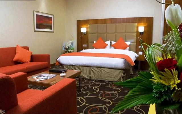 جناح جونيور، Montreal Barsha Hotel 2/2