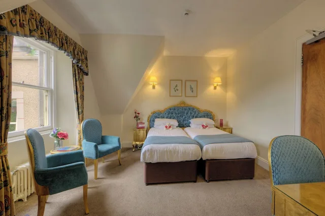 غرفة بسريرين منفصلين بإطلالة على الحديقة، Muthu Newton Hotel 2/4