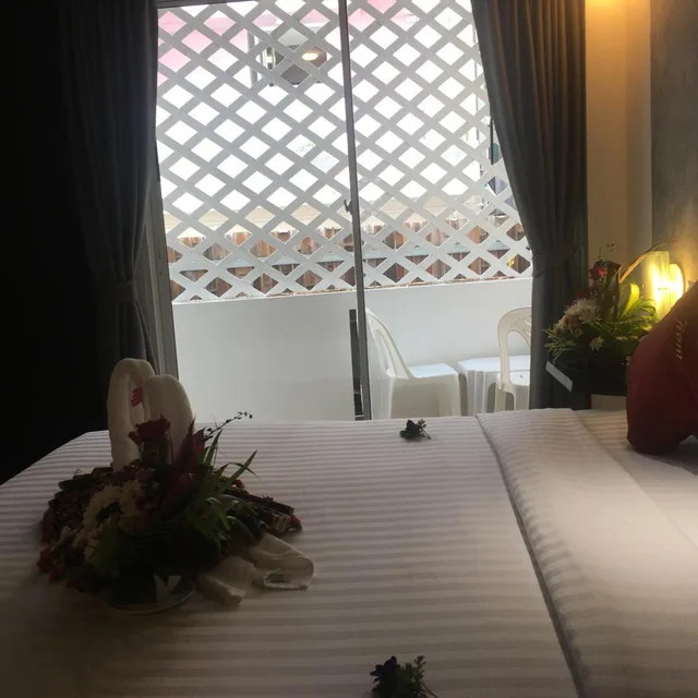 غرفة كبيرة بسرير مزدوج، The Front Hotel And Apartment 6/10
