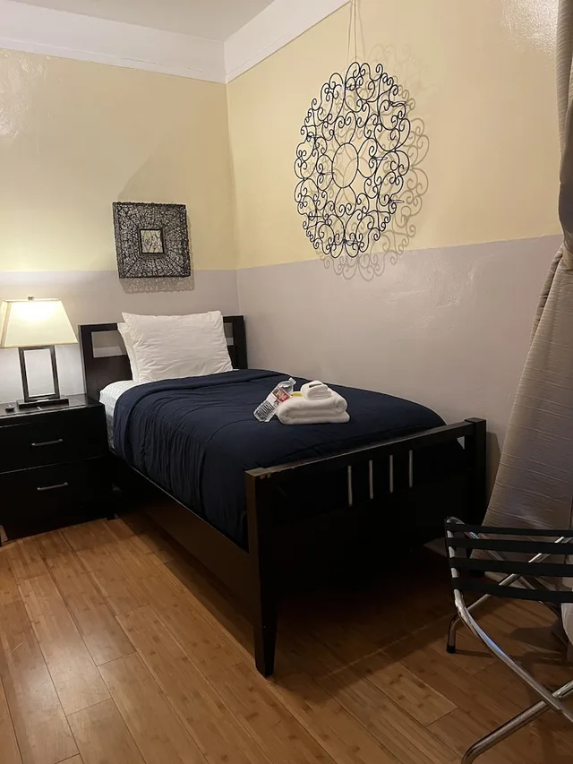 غرفة مفردة بسرير فردي، Luz Hotel 1/1