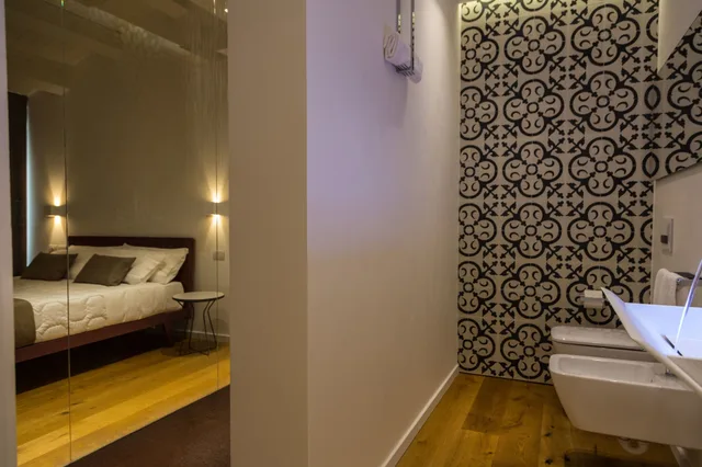 جناح جونيور بسرير كوين بشرفة، Plebis B&B 4/5