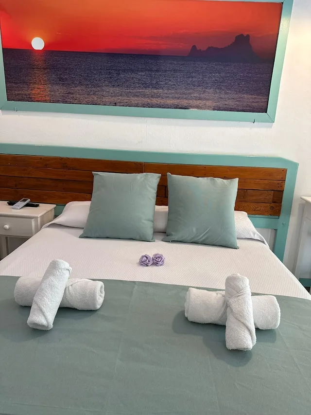 غرفة بسرير مزدوج بشرفة، Hostal Sunset Ibiza 8/10