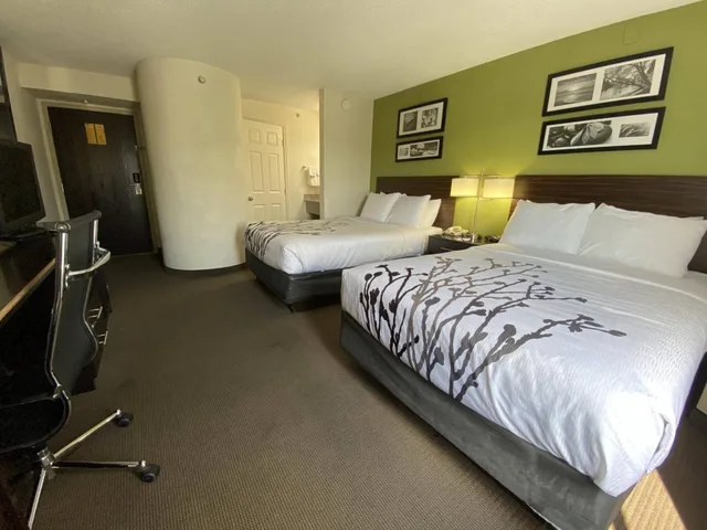Standard, 2 Double Beds, Sleep Inn Atlanta Airport 2/7
