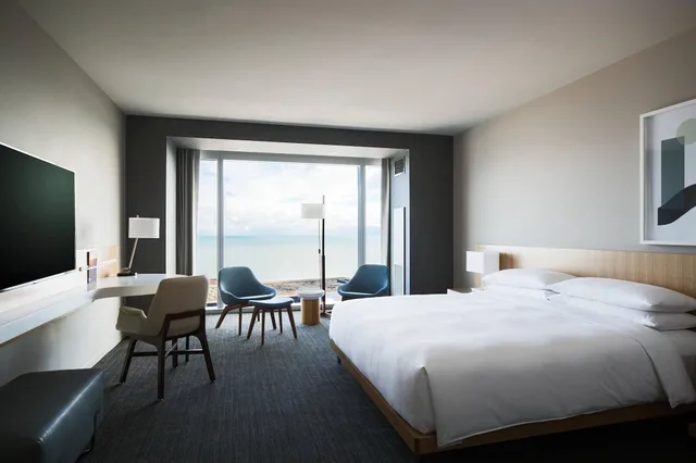 جناح بسرير كينج، MARRIOTT MARQUIS CHICAGO 1/4