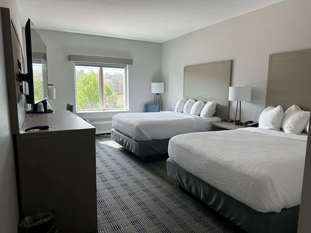 غرفة قياسية بسريرين كوين، Best Western Plus Chandler 1/5
