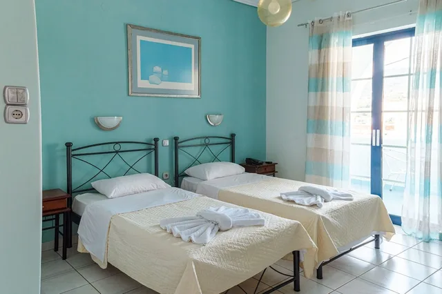 غرفة بسرير مزدوج أو سريرين منفصلين، Hotel-Mistral Aegina 1/8