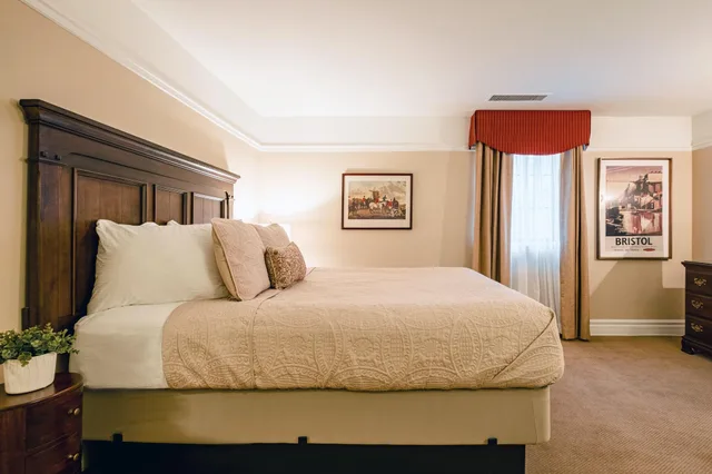 Bridal, Suite، The Red Coach Inn 2/4