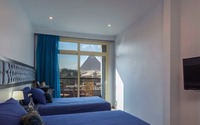 غرفة بانورامية بسريرين منفصلين بشرفة، Pyramids View Inn Bed And Breakfast 5/10