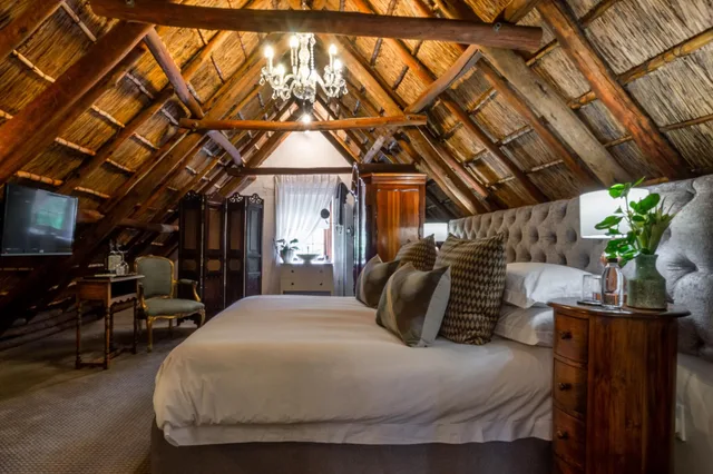 Deluxe, King Bed, WELTEVREDEN ESTATE 1/4
