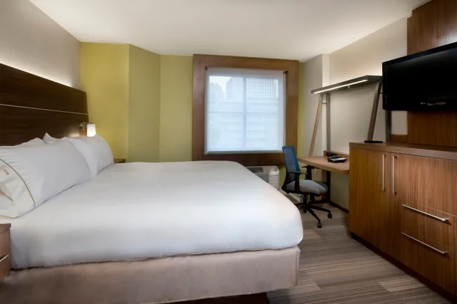 غرفة بسرير كينج، Holiday Inn Express New Orleans Dwtn - Fr Qtr Area 2/4