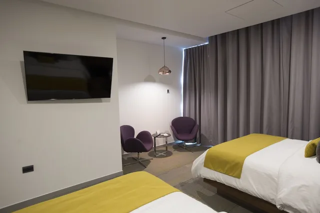 junior suite, 2 double beds, Hotel Belo Grand Morelia 5/5