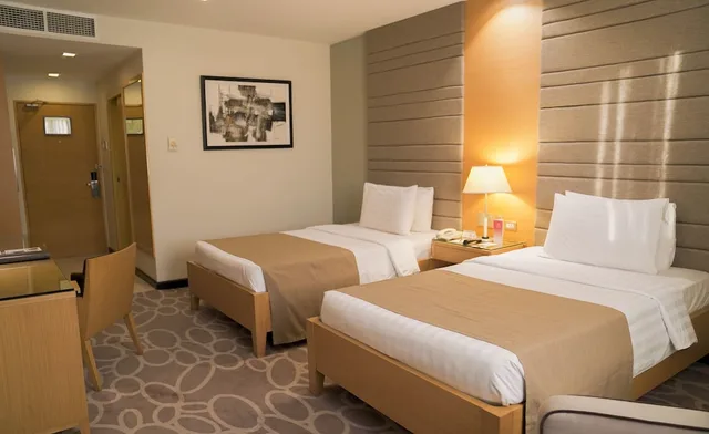 غرفة بريميير بسريرين منفصلين، Berjaya Makati Hotel 1/6