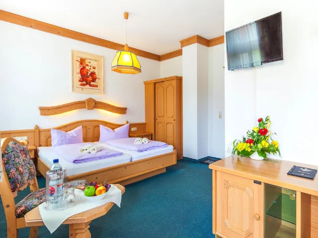 غرفة بسرير مزدوج بحمام خاص، Hotel restaurant Piccolo 6/10