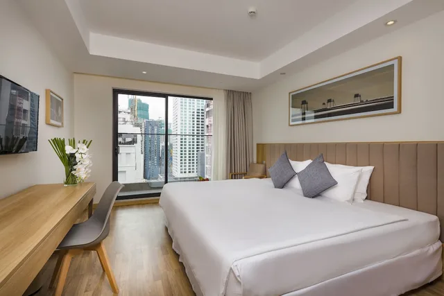 Senior, Deluxe, Twin Beds, City View, Balcony، Nagar Hotel Nha Trang 1/4