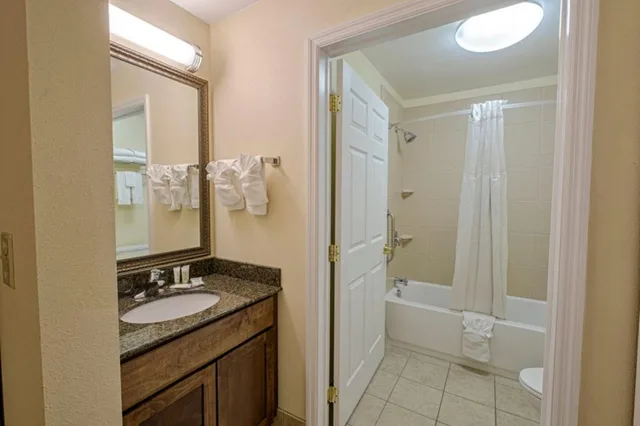 Studio, Suite, King Bed, Staybridge Suites Harrisburg Hershey 4/7