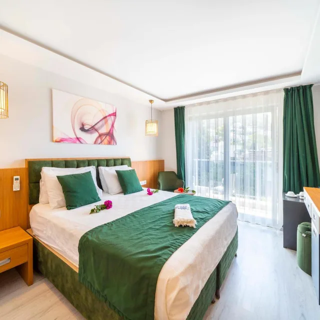Deluxe, Double Bed, Side Sea View، Mogons Exclusive 1/9