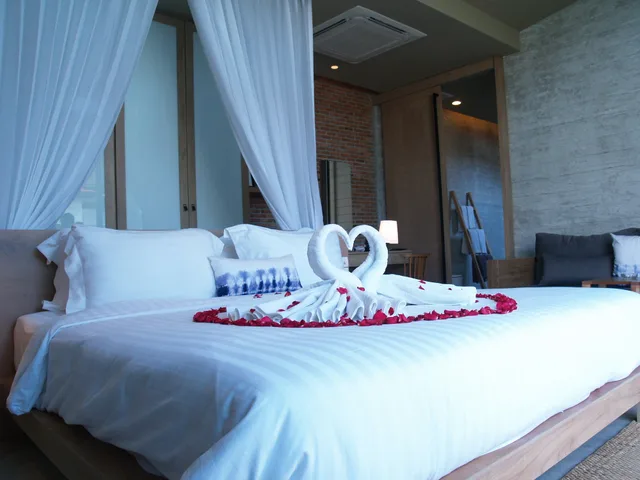 3 Bedrooms, Pool, Family, Villa, 3 King Beds، Sunday Sea Two Pool Villa Pattaya 1/8