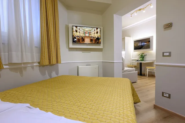 استوديو بسرير كوين وسرير فردي، Albergo Reggio 4/8