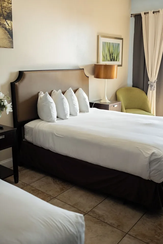 غرفة بسريرين كوين، Key West Resort on Lake Dora 2/8