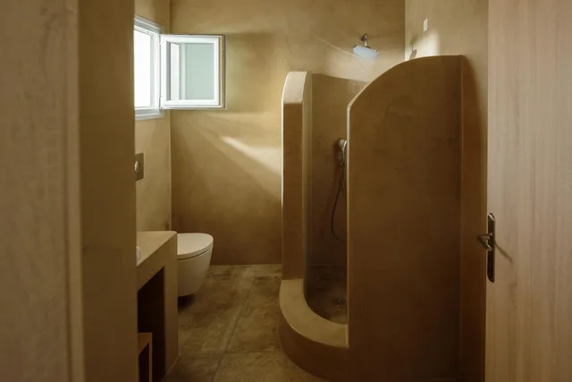 جناح عائلي بحوض جاكوزي، Aliter Suites 9/10