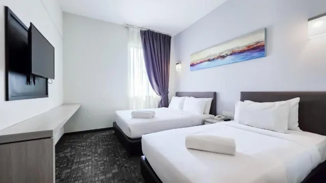 جناح رئاسي ثلاثي بسرير كوين وسرير فردي، Amansari Hotel Nusajaya 1/1
