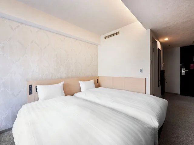 Light, Twin Beds, Smoking، Daiwa Roynet Hotel Kawasaki 2/5