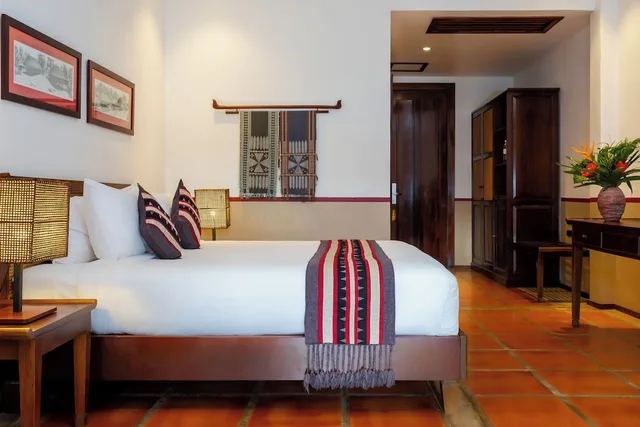 غرفة ديلوكس بسرير كينج بإطلالة على الجبل، Riverside Boutique Resort Vang Vieng 5/8
