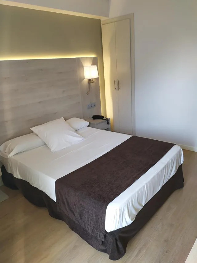 غرفة مفردة، Helios Lloret de Mar 1/8