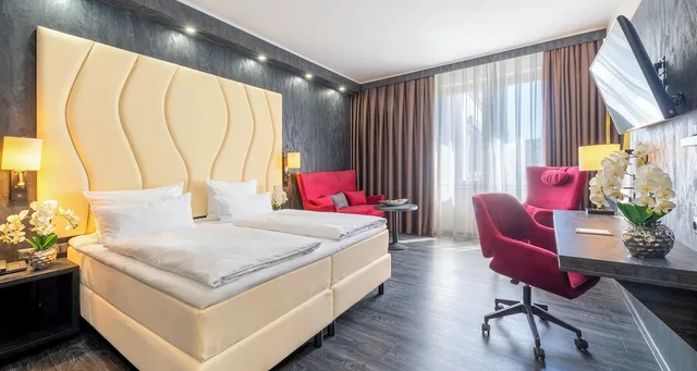 Standard, King Bed, Lake Side، Plaza Premium Schwerin 1/7
