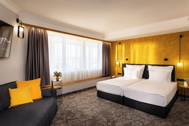 جناح بسرير مزدوج مع أريكة، Rosslyn Thracia Hotel Sofia 1/5