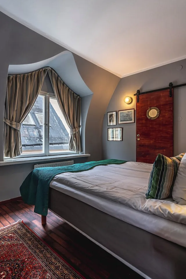 Captains, Superior, King Bed، Lord Nelson Hotel 1/3