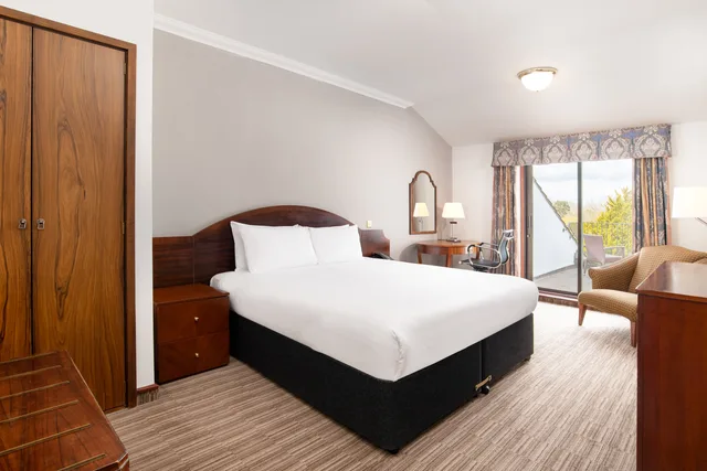 غرفة كلوب بسرير مزدوج، Copthorne Hotel Effingham Gatwick 1/3