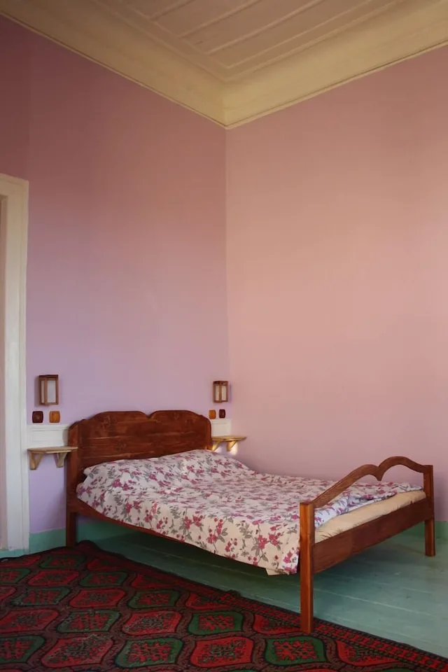 غرفة كلاسيكية بسرير مزدوج وسرير فردي بإطلالة على الحديقة، Lotus Garden Hostel 3/4