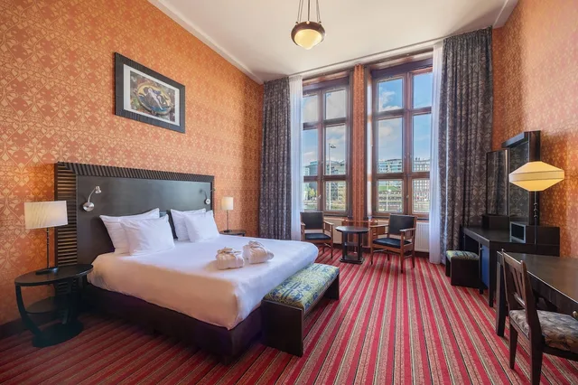 Superior, Twin Beds, Grand Hotel Amrath Amsterdam 1/8