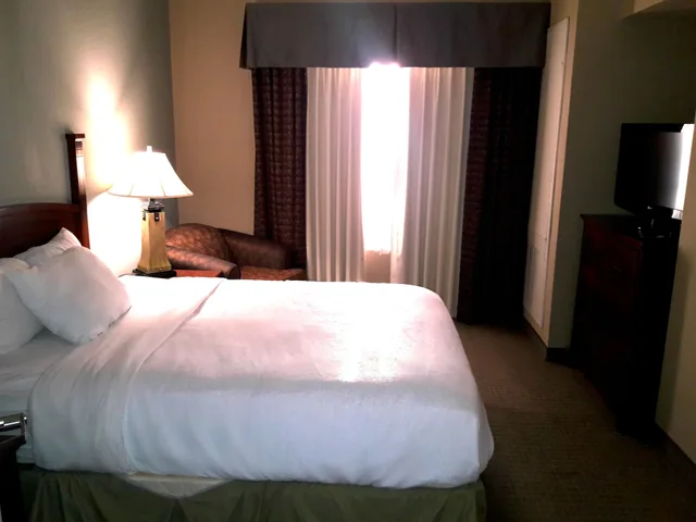 استوديو بسرير كوين، Westay Suites - Covington Mandeville 1/5